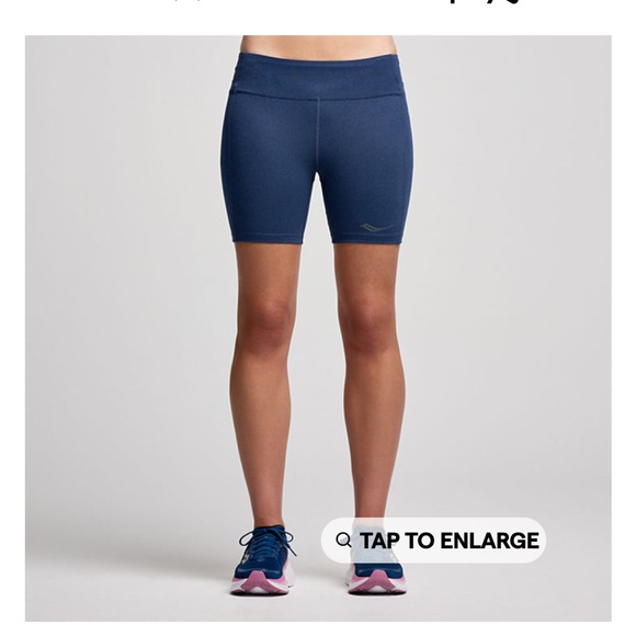 BNWT Saucony Women’s Fortify 6” Shorts - Picture 3 of 10